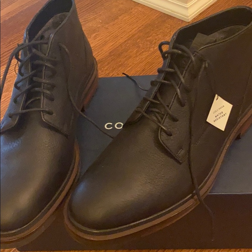Nwt Colehann Chukka Boot - image 2